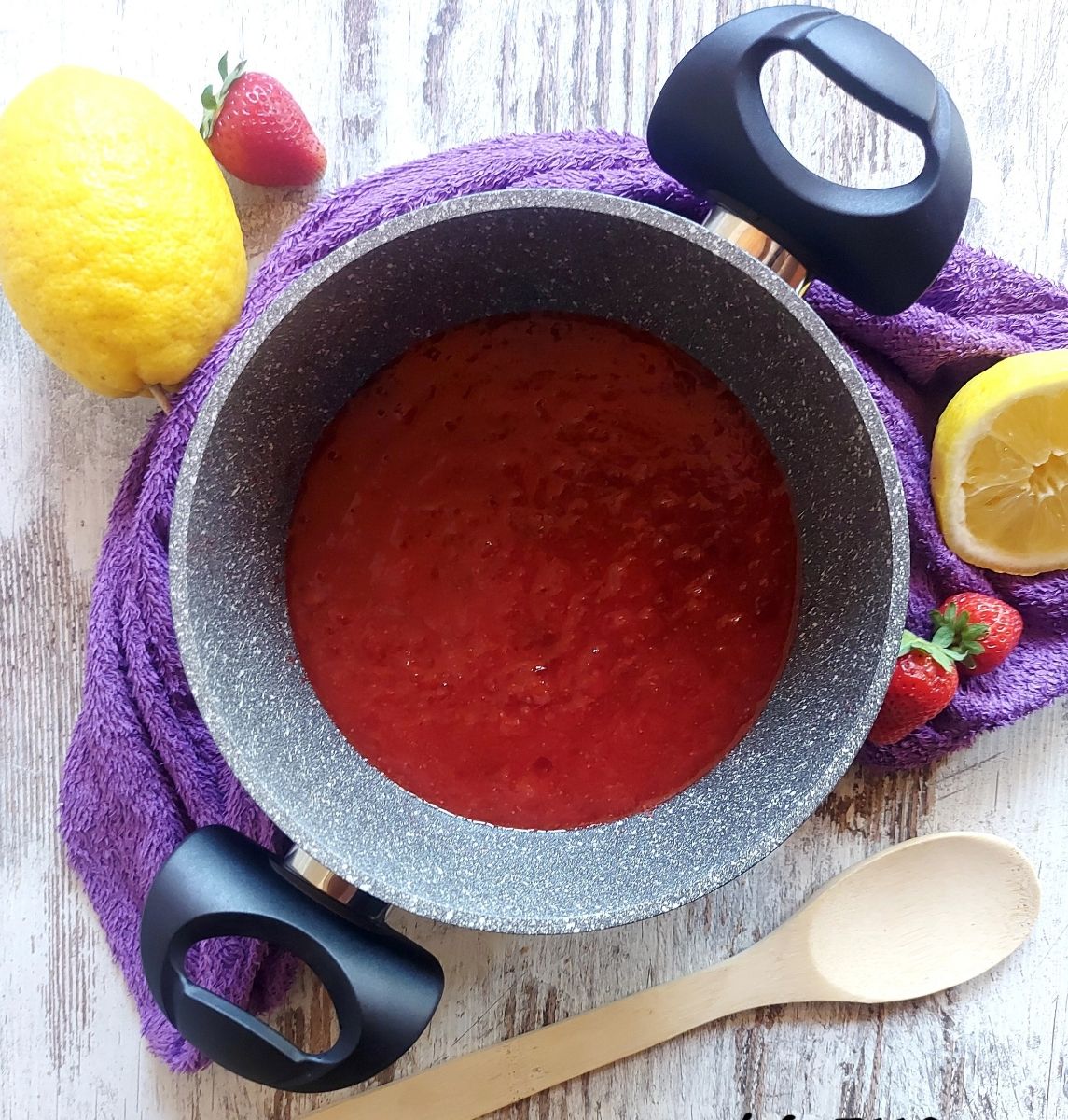 Marmellata di fragole veloce