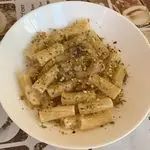 Ricetta Pasta delle tre P: pancetta, panna e pistacchio