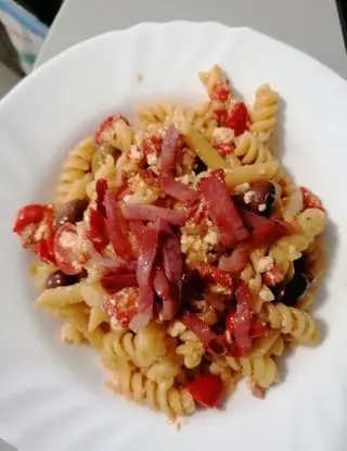 Ricetta Pasta con pomodorini, ricotta, speck e olive di ilaria