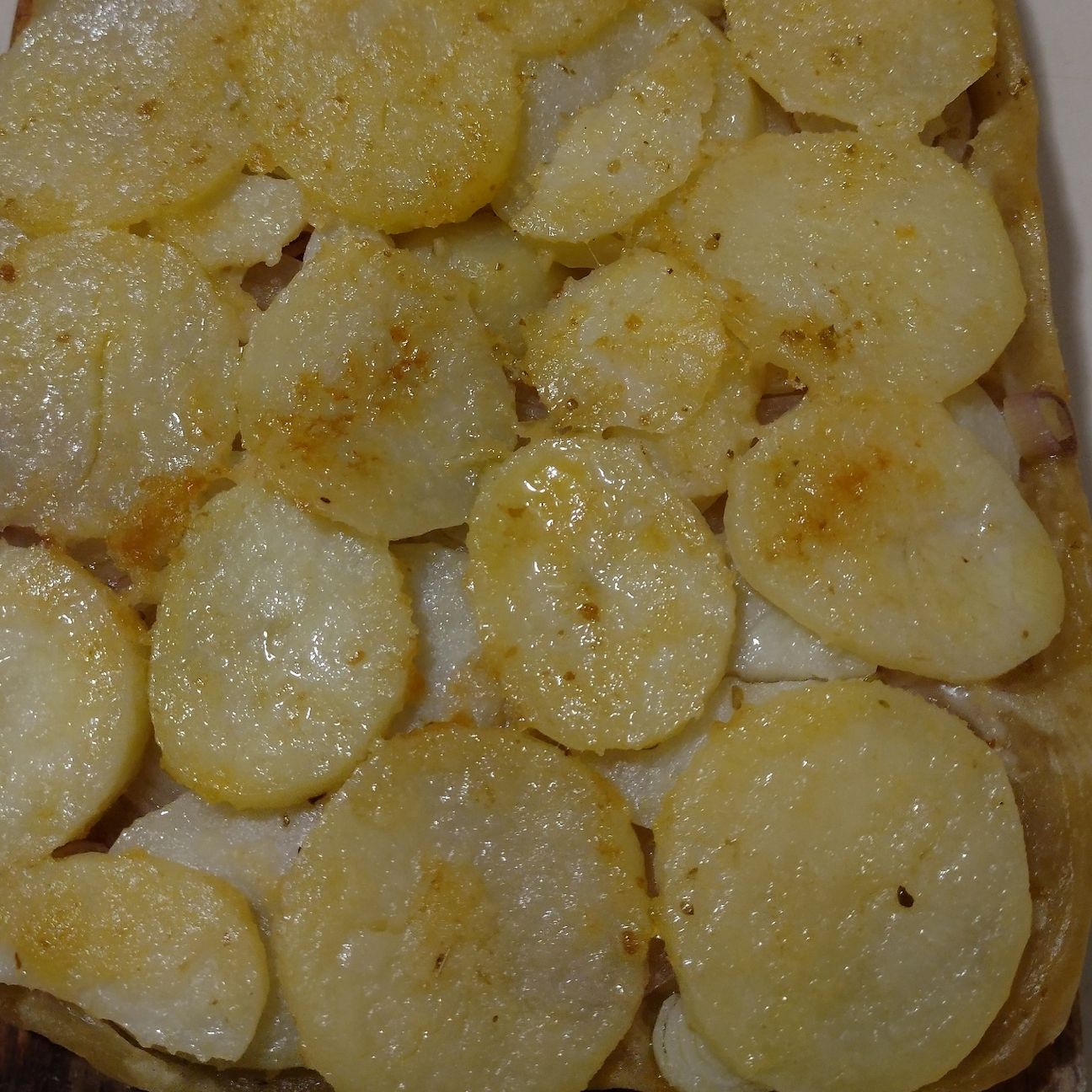 Torta rovesciata patate e cipolle