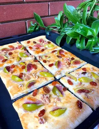 Ricetta Focaccia veloce ai fichi e noci di Relax.in.cucina