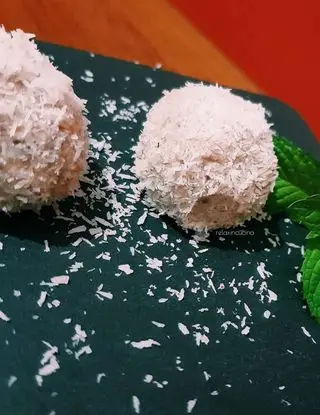 Ricetta Raffaello fatti in casa di Relax.in.cucina