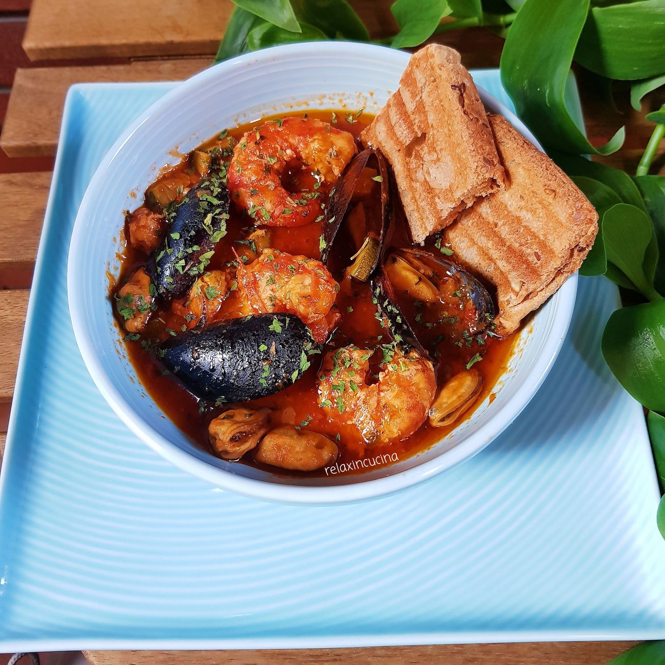 Zuppa di frutti di mare
