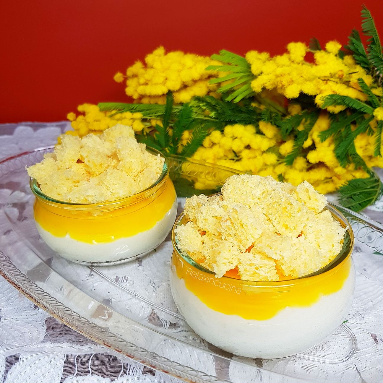 Monoporzioni di cheesecake mimosa