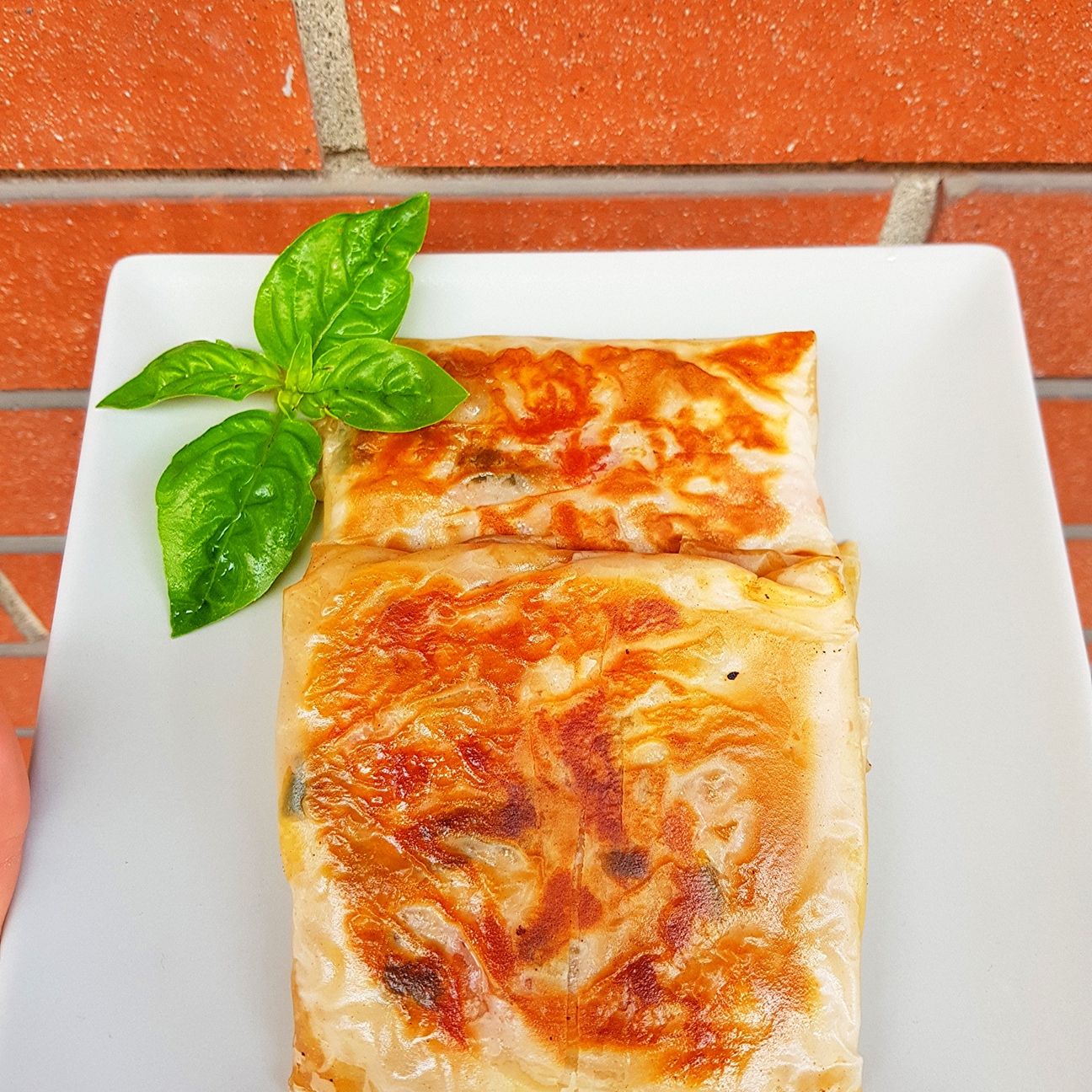 Calzoni di pasta fillo in padella