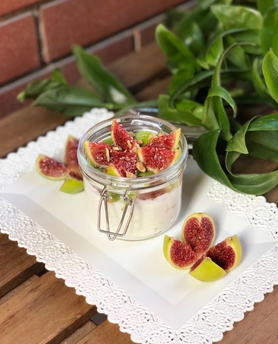 Yogurt ai fichi e noci