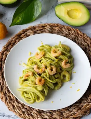 Ricetta Spaghetti Pasta Garofalo con crema di avocado e gamberetti di valentinaprevidi