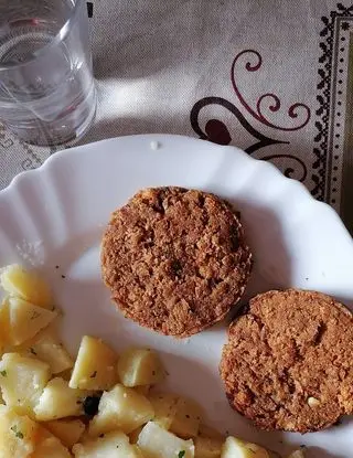 Ricetta Burger di tonno (fatti in casa) di enzanapoli