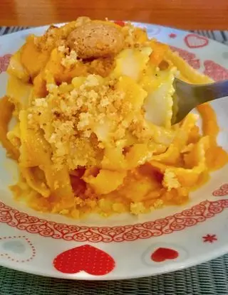 Ricetta “Tagliatelle alla stregattami” con Crema di Zucca all’ Arancia e Crumble di Parmigiano Reggiano e Amaretti👩🏻‍🍳 di stregattami