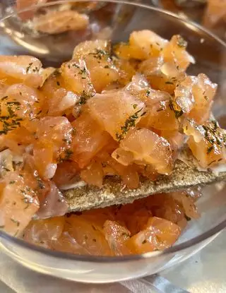 Ricetta Tartare di salmone marinato alla norvegese di agnese08