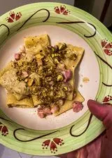 Ricetta Paccheri in crema di burrata e pistacchio con pancetta croccante