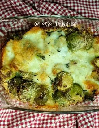 Ricetta Parmigiana di cavolini di Bruxelles di rosso.rubinian