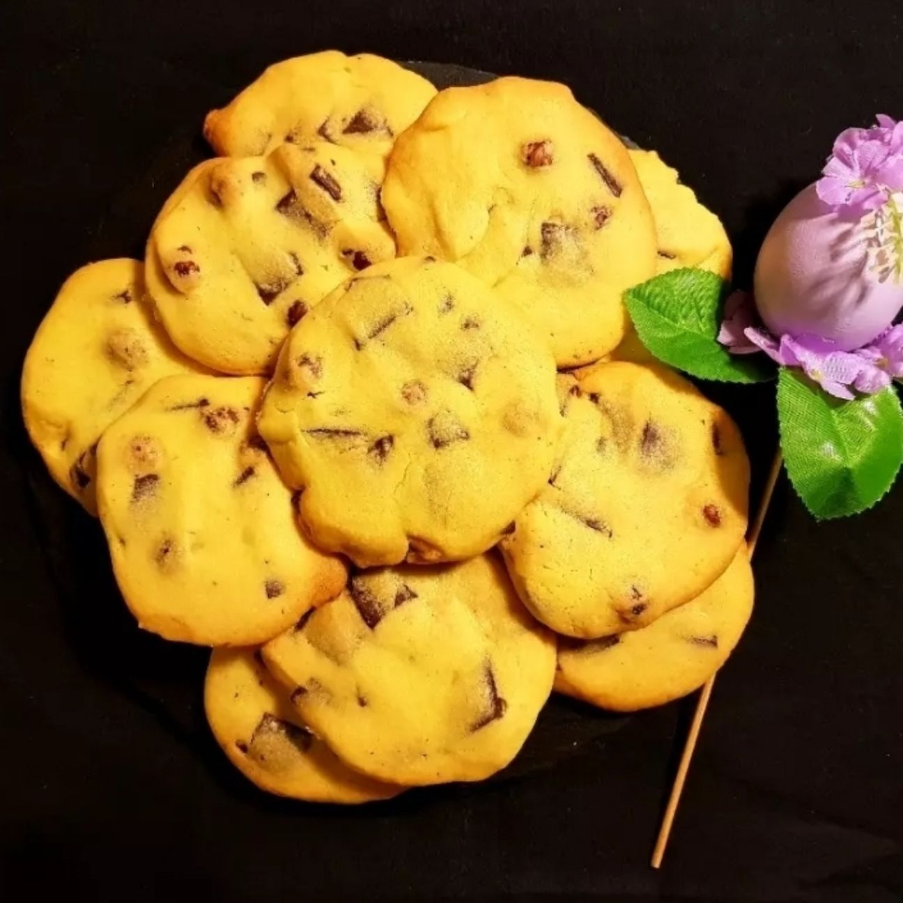 Biscotti con cioccolato delle uova di Pasqua