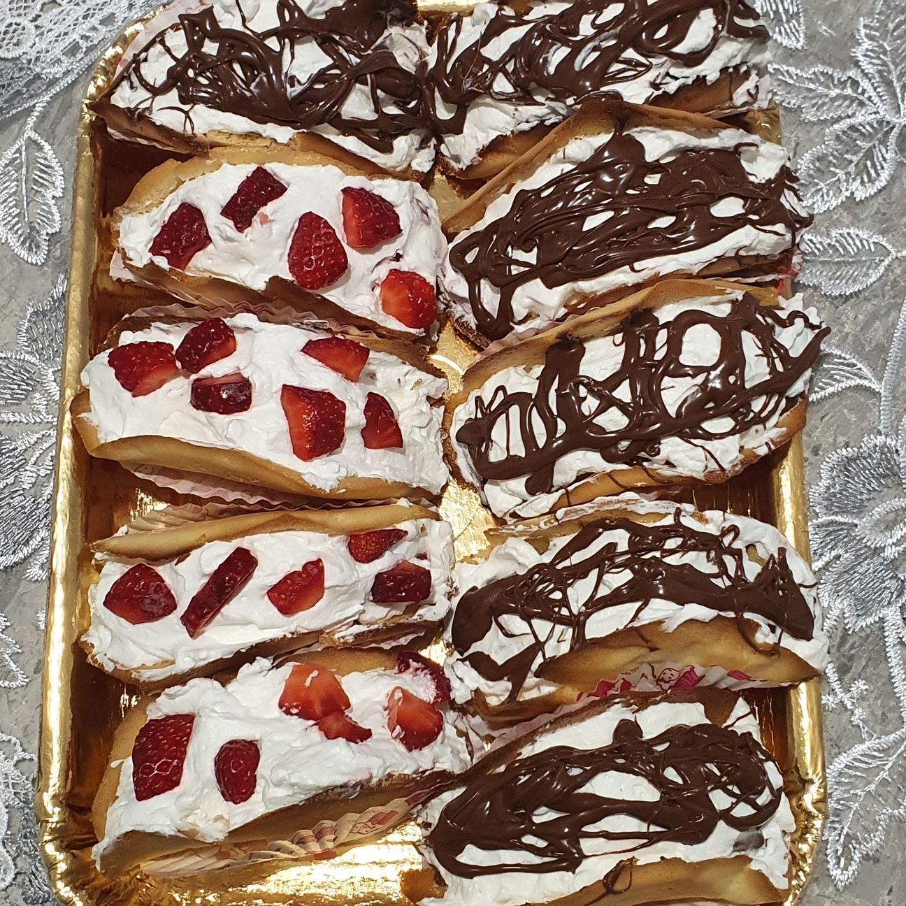Cannoli morbidi ripieni