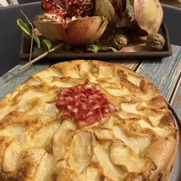 Ricetta Torta di mele al cuore di albicocca di cucinando_mi_appassiono