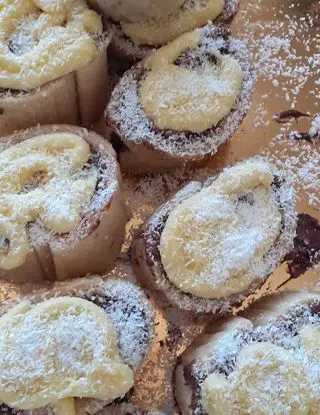 Ricetta Girelle alla Nutella con cioccolato bianco e briciole di cocco di mena74