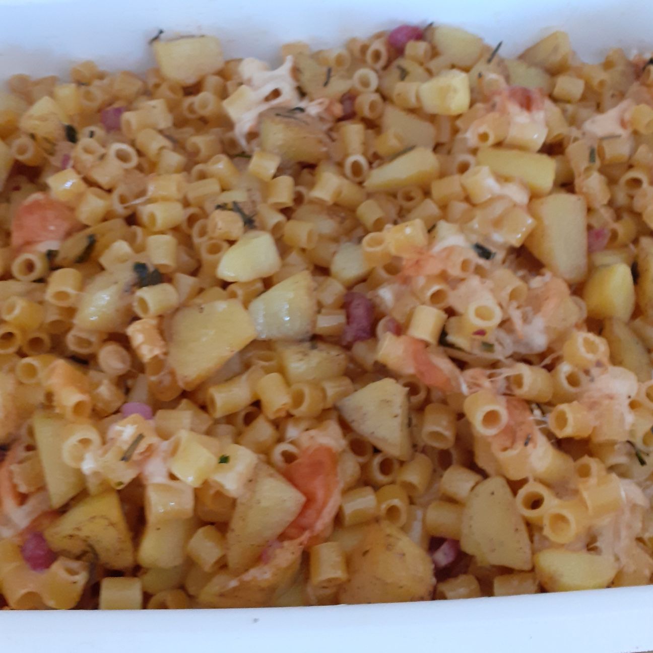 Ditalini al forno con patate pancetta e provola affumicata
