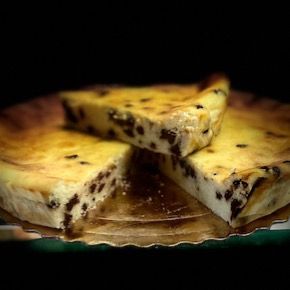 Torta con la ricotta e gocce di cioccolato