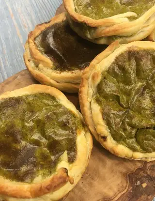 Ricetta Sfogliatine alla cime di rapa e provola di scolalapastacucinaitaliana