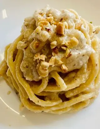 Ricetta Pici al lardo toscano aromatizzato al rosmarino, con pesto di nocciole e pecorino di jonathanguedj96