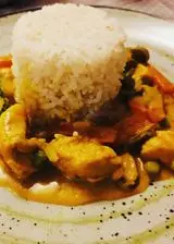 Ricetta Pollo al curry e curcuma con verdure e riso parboiled