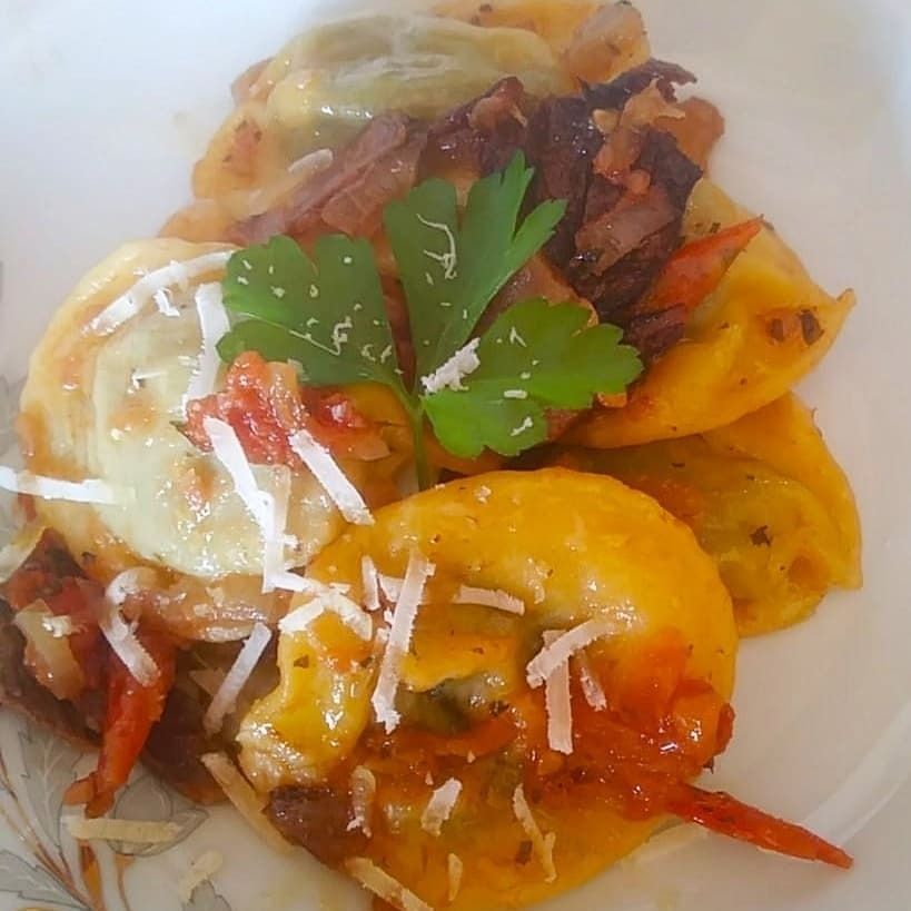 Tortelloni salciccia e cicoria