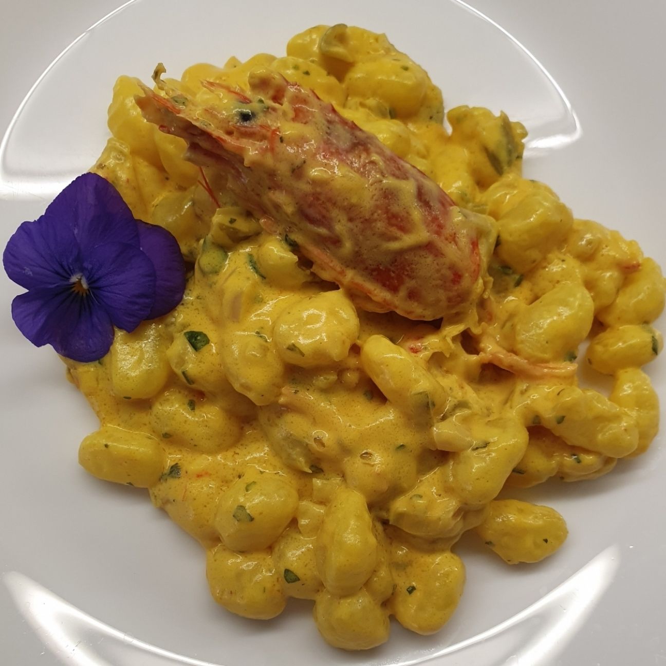 Gnocchetti allo Zafferano con gamberi