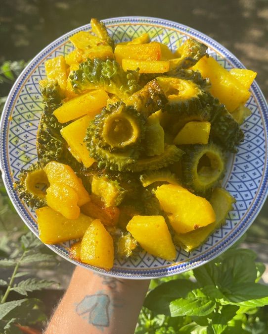 Karela e patate dal Bangladesh