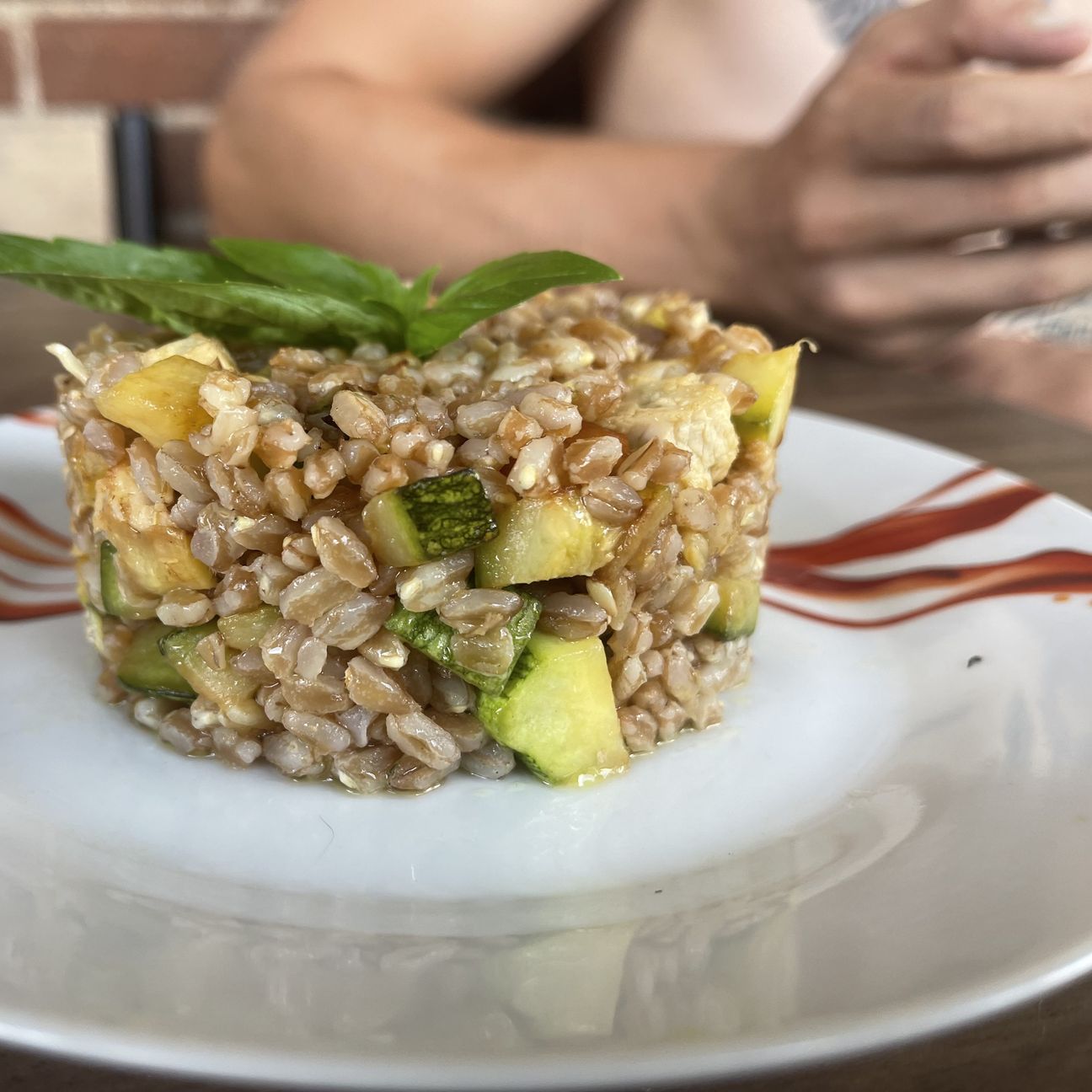 Farro pollo e zucchine