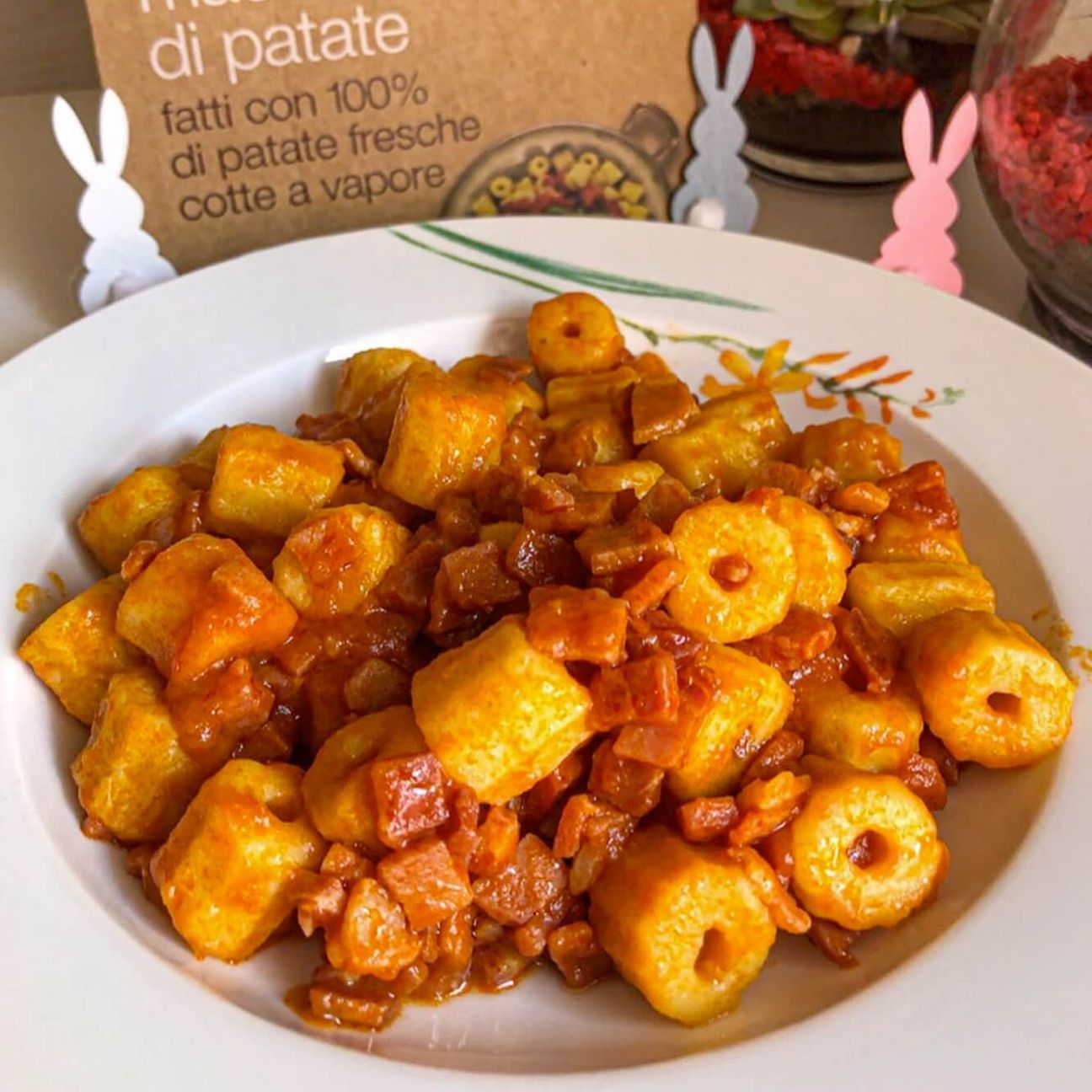 Maccheroni di patate con ragù di prosciutto