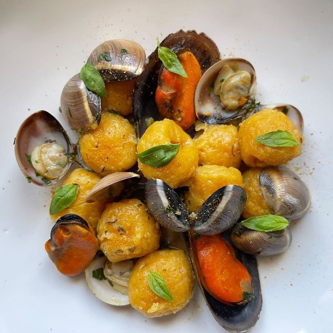 Gnocchi di zucca ai frutti di mare