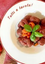 Ricetta Gnocchi di rapa rossa con pomodorini