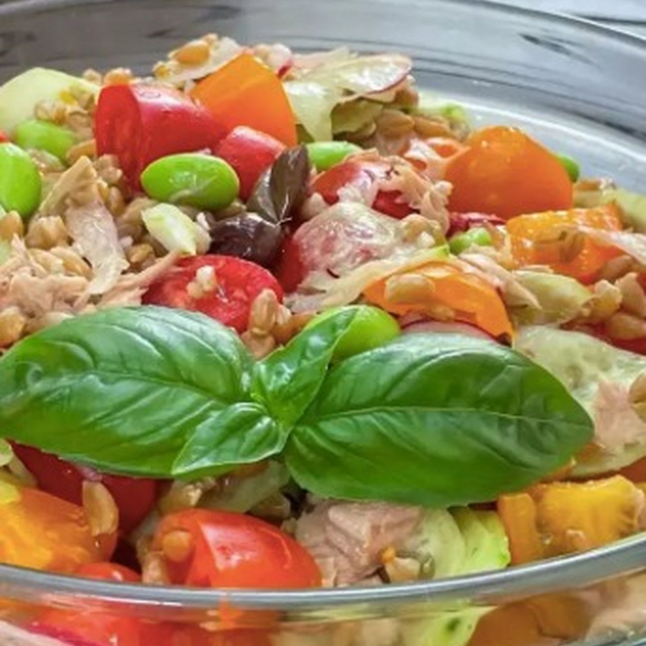Insalata di farro tonno e verdure