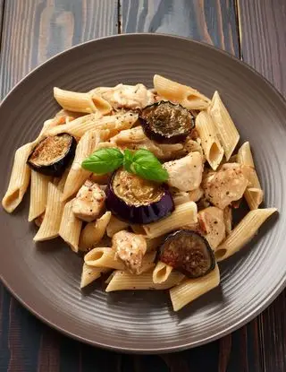 Ricetta Pasta integrale con pollo e melanzane di felisiana_lavagna