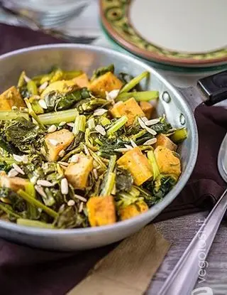 Ricetta Tofu saltato con cime di rapa e erbette di eltamain