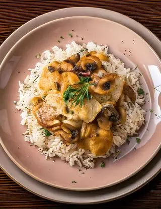 Ricetta Riso con pollo e funghi di eltamain