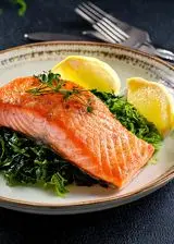 Ricetta Filetto di salmone con cime di rapa