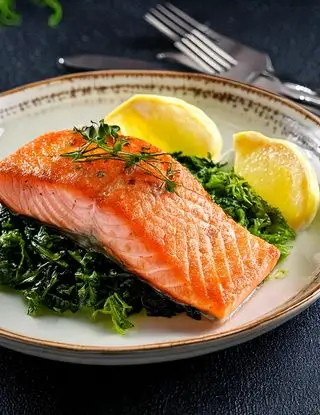 Ricetta Filetto di salmone con cime di rapa di heltamain