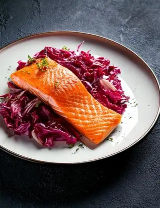 Ricetta Filetto di salmone con radicchio di heltamain