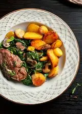 Ricetta Filetto di vitello con spinaci e funghi con patate arrosto