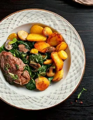 Ricetta Filetto di vitello con spinaci e funghi con patate arrosto di heltamain