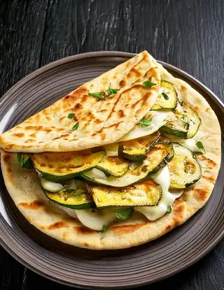 Ricetta Piadina con robiola e zucchine grigliate di eltamain