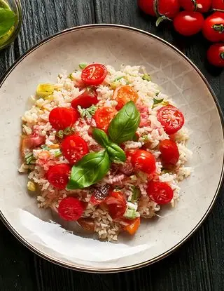 Ricetta Insalata di riso con primosale, pomodorini e basilico di heltamain