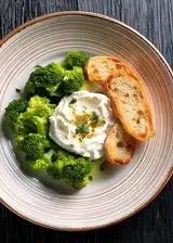 Ricetta Ricotta con broccoli e pane croccante