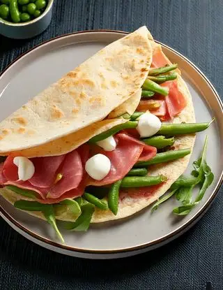 Ricetta Piadina con prosciutto cotto, fagiolini e mozzarelline di eltamain