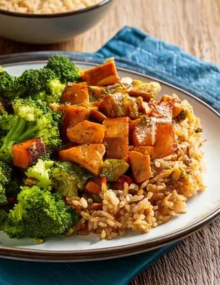 Ricetta Tempeh saltato, Broccoli e Riso Integrale di eltamain