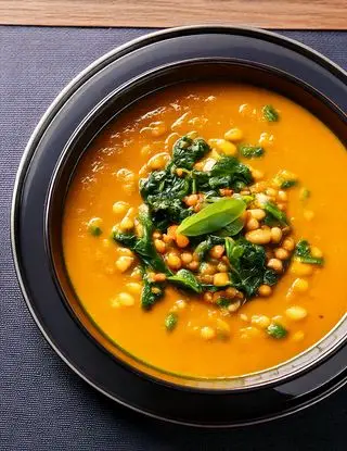Ricetta Zuppa di lenticchie al curry e spinaci di heltamain