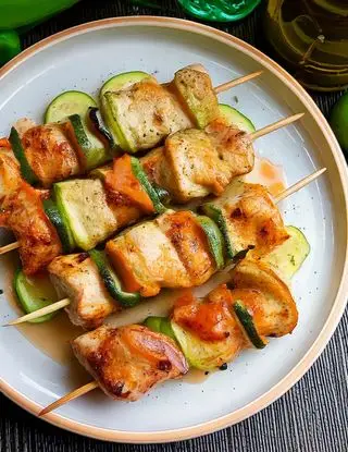Ricetta Spiedini di pollo alla paprika con zucchine di heltamain