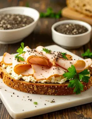 Ricetta Pane con fesa di tacchino, ricotta e semi di chia di heltamain