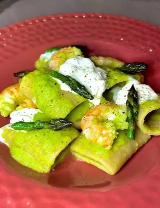 Ricetta Paccheri asparagi e gamberi 🦐 di Melagusto